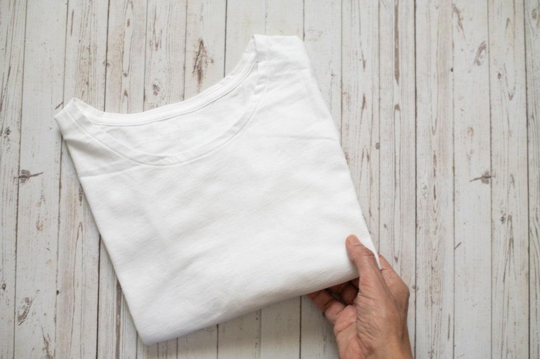 Why Solid T-Shirts Should 100% Be In Every Wardrobe - Perfect TShirt Co