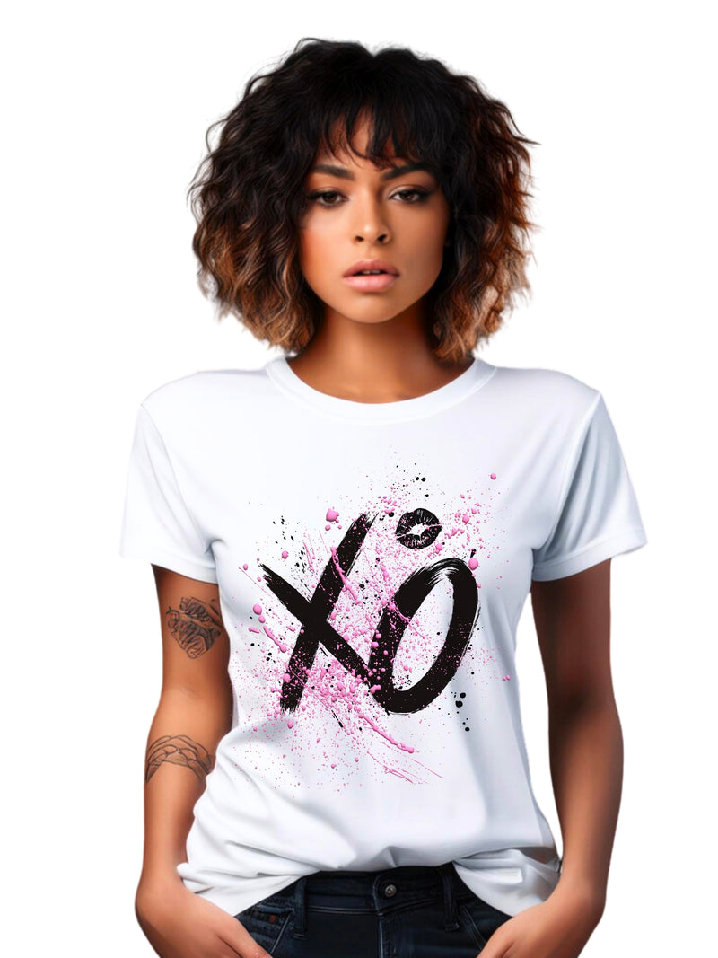 Hugs & Kisses Women’s Graphic Tee: A Splash of Pink & Playful Romance